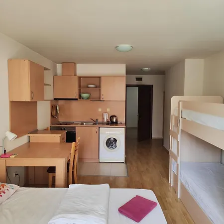 Alexandr Vigo Apartman *