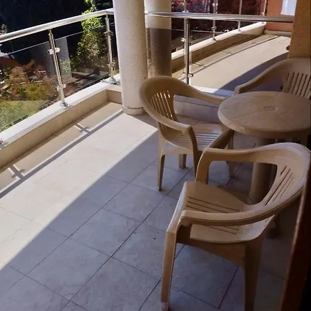 Alexandr Vigo Apartment
