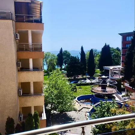 Apartment Alexandr Vigo *