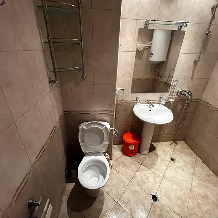 Alexandr Vigo Apartment *