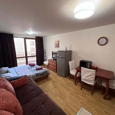 Alexandr Vigo Apartment Nesebar